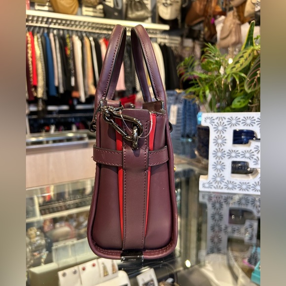 Coach Swagger 21 Cross Body in Willow Flora Handbag Bag - Picture 4 of 8